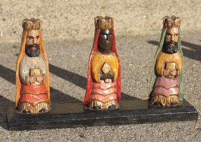 typical wood carving of the three kings