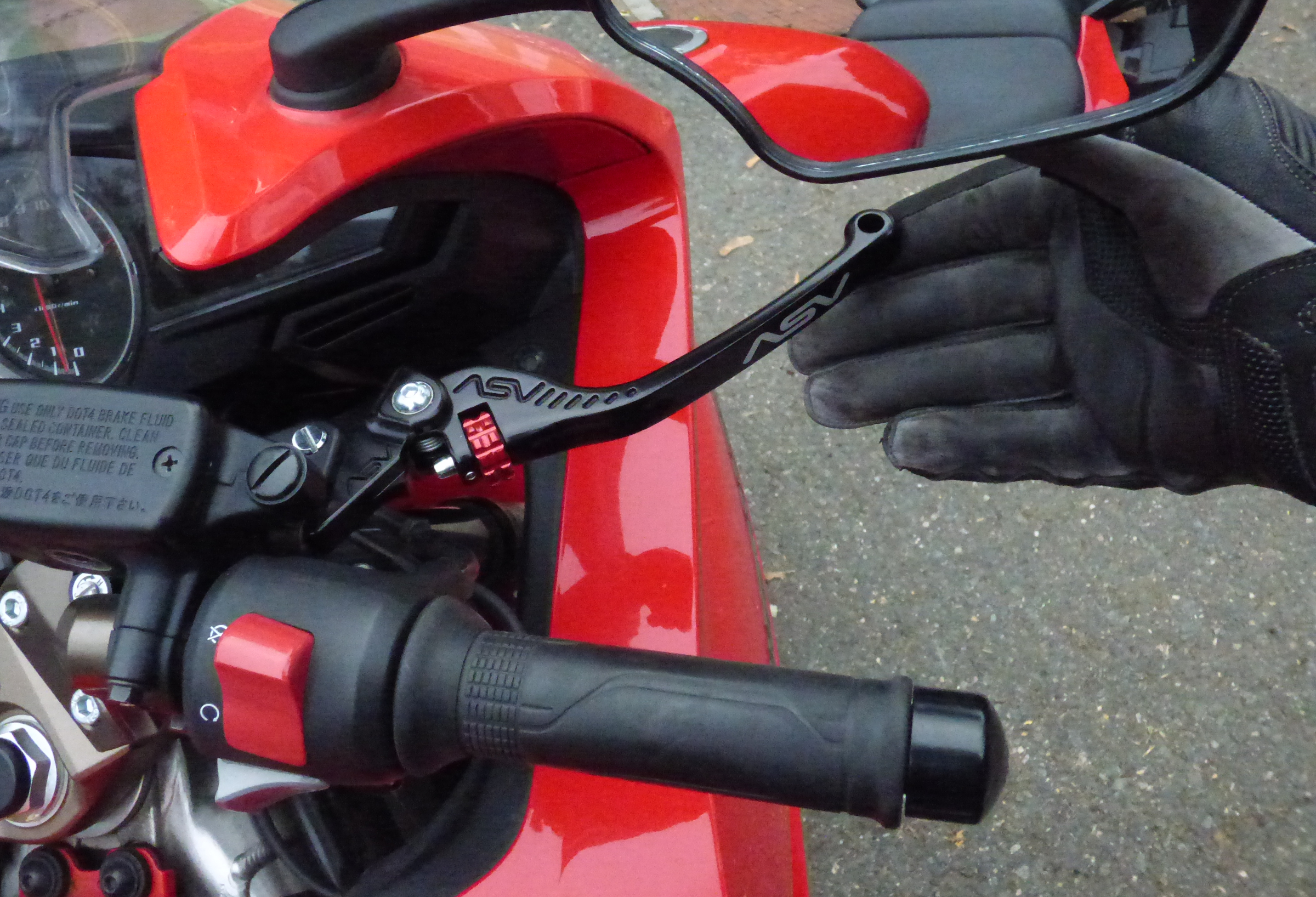 ASV brake lever bends backwards to avoid braking