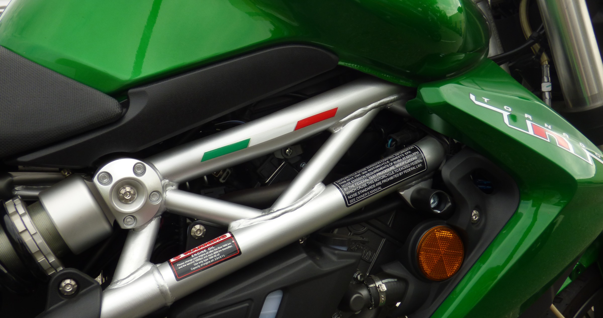 Benelli TNT 300 frame