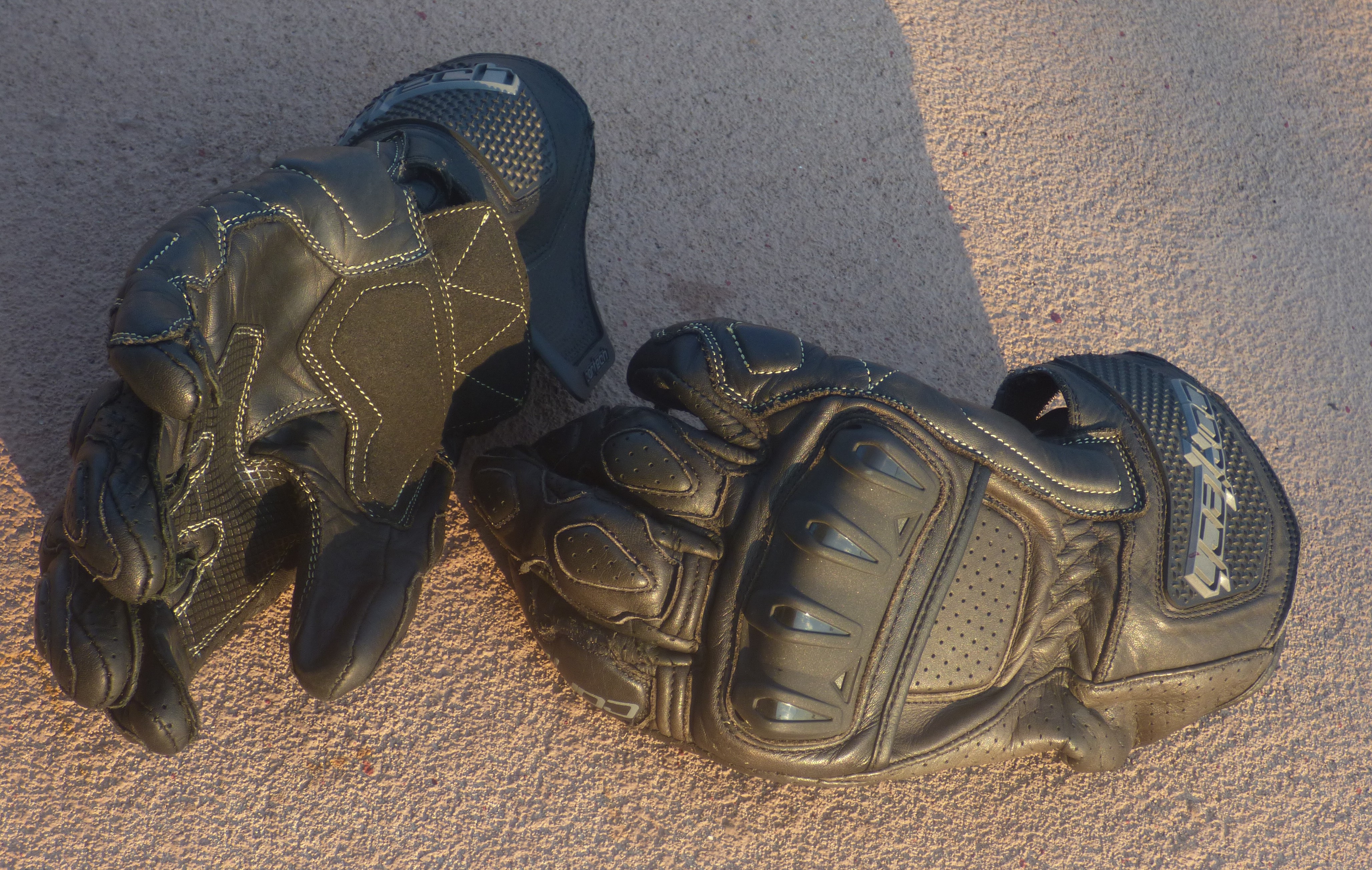 used Cortech Latigo RR 2 gloves