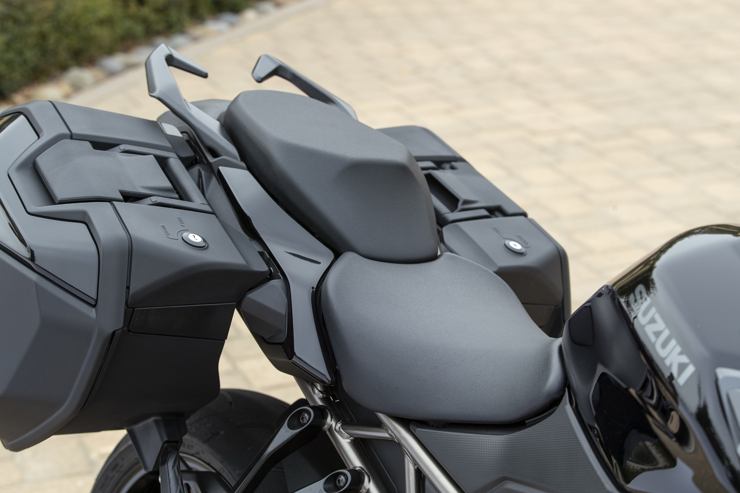 seat and saddlebags on the GSX-S1000GT+